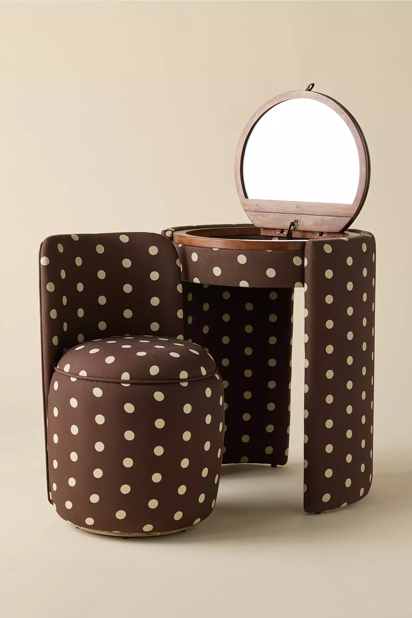 Ovellaura Vanity Set